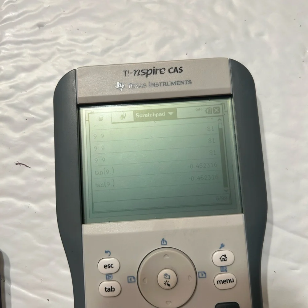 Texas Instruments TI Nspire CAS Graphing Calculator With Cover Tested
